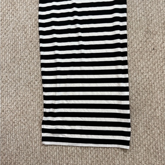 ASOS Design - Dress - Black and White stripe - Size 8 - Picture 2 of 7